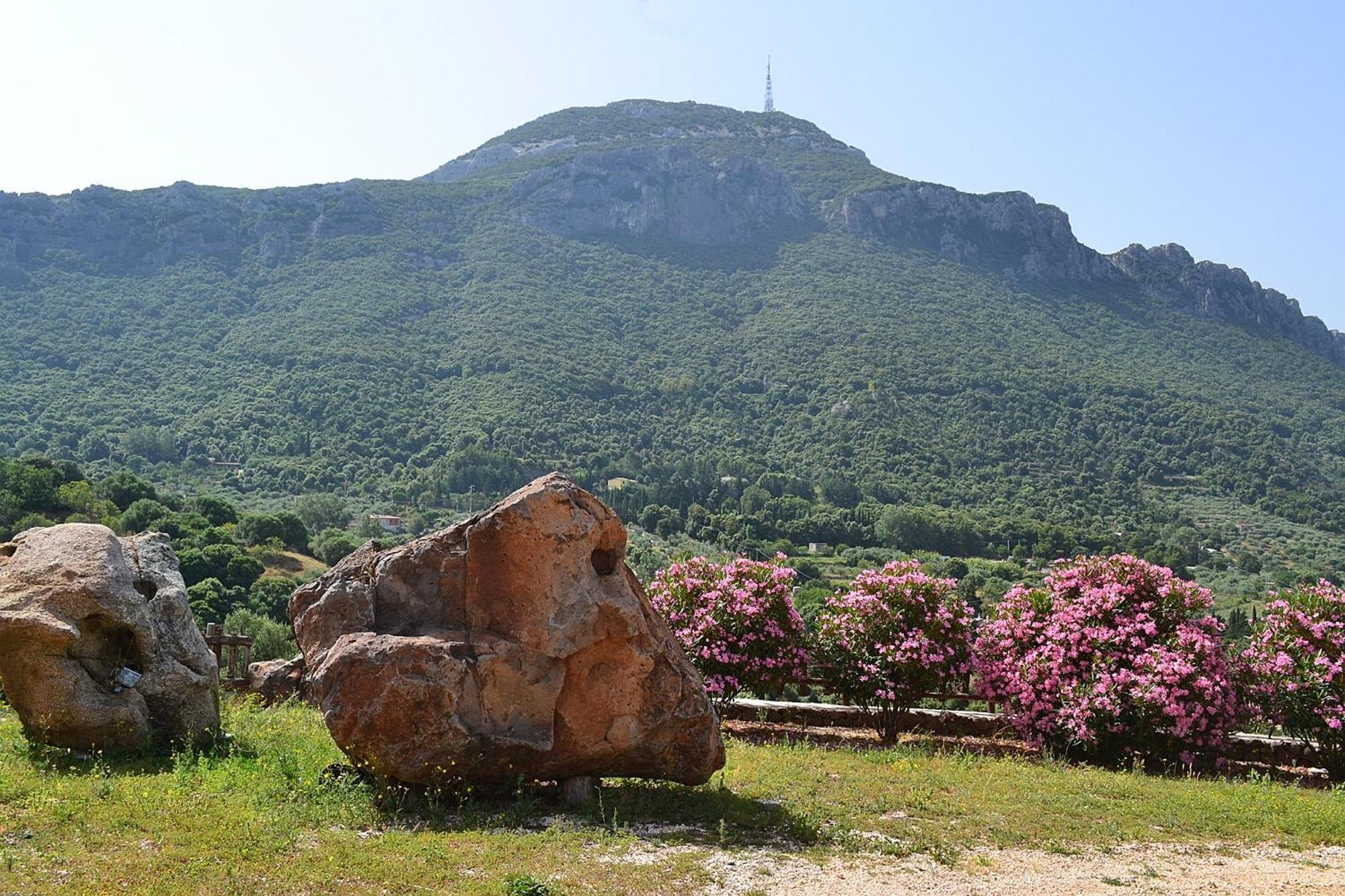 Turismo Rurale Belvedere Pradonos Dorgali Exterior foto