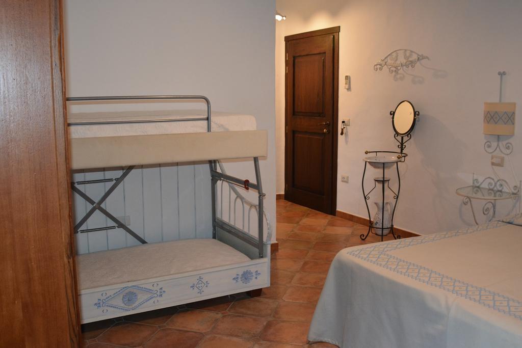 Turismo Rurale Belvedere Pradonos Dorgali Exterior foto